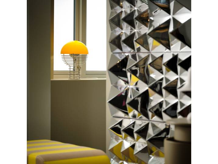 Lampe à poser Wire Ø30 Chrome/Jaune - VERPAN Wire Small - Salon / séjour - Design - Métal - Avec abat-jour