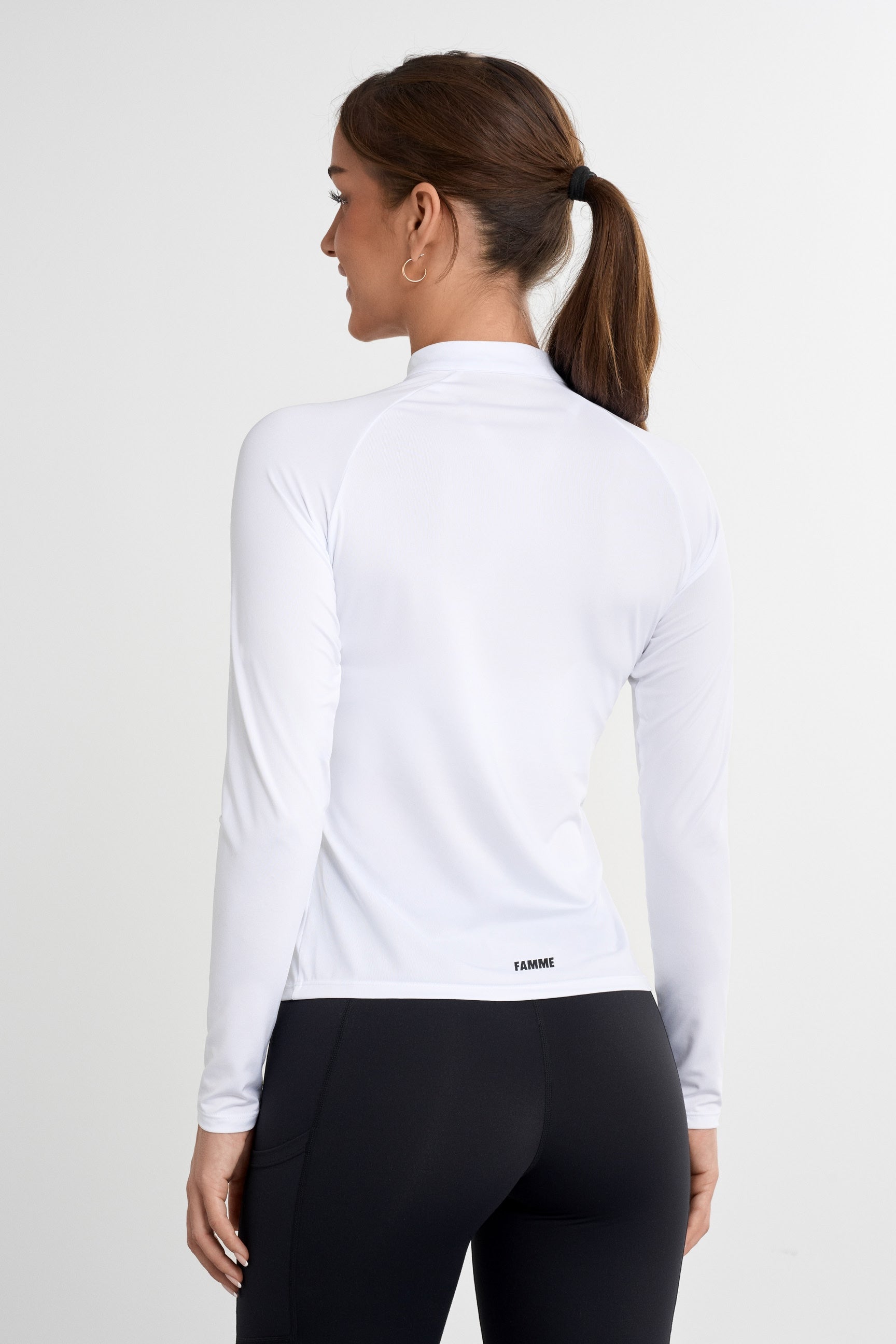 FAMME - Essential Long Sleeve - White / M