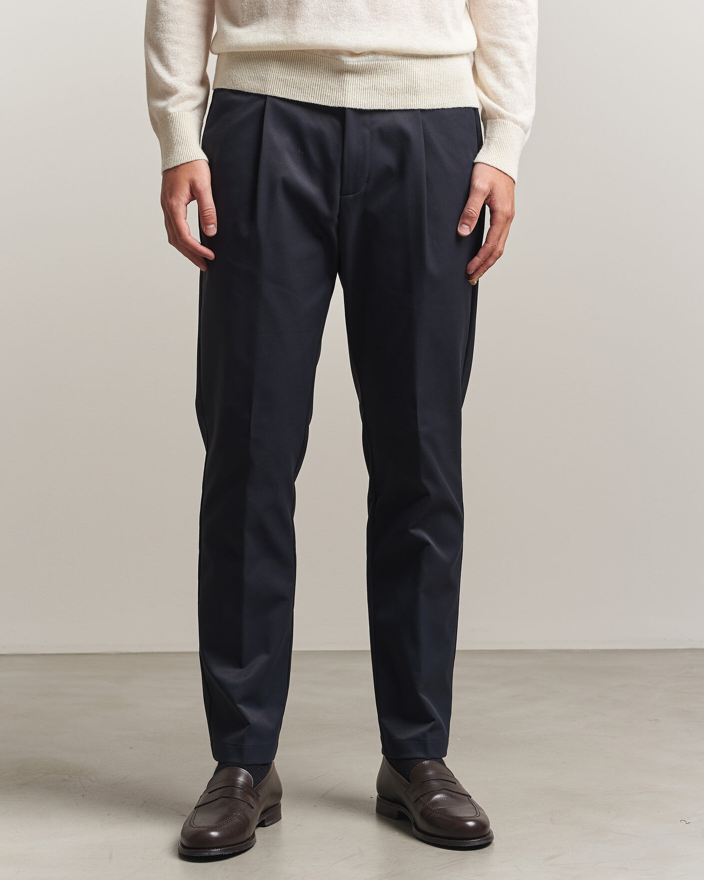 Herno Pleated Technical Cotton Trousers Navy men M Blå