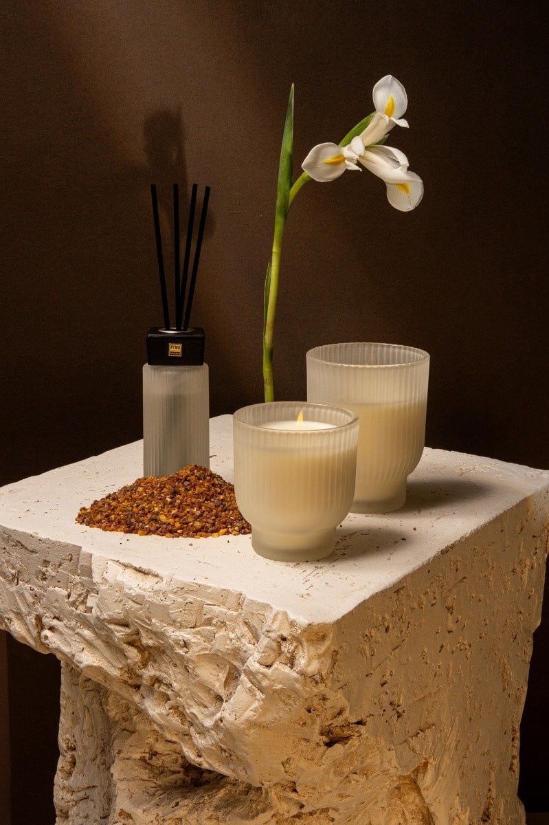 PTMD Collection Oud Minerale geurkaars met sticks