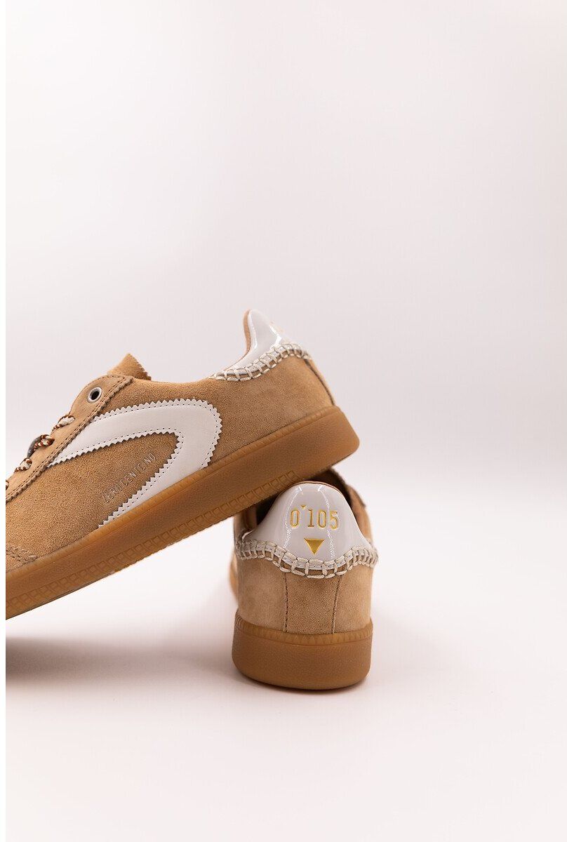 ZERO 105 Baskets en cuir suedé Nova