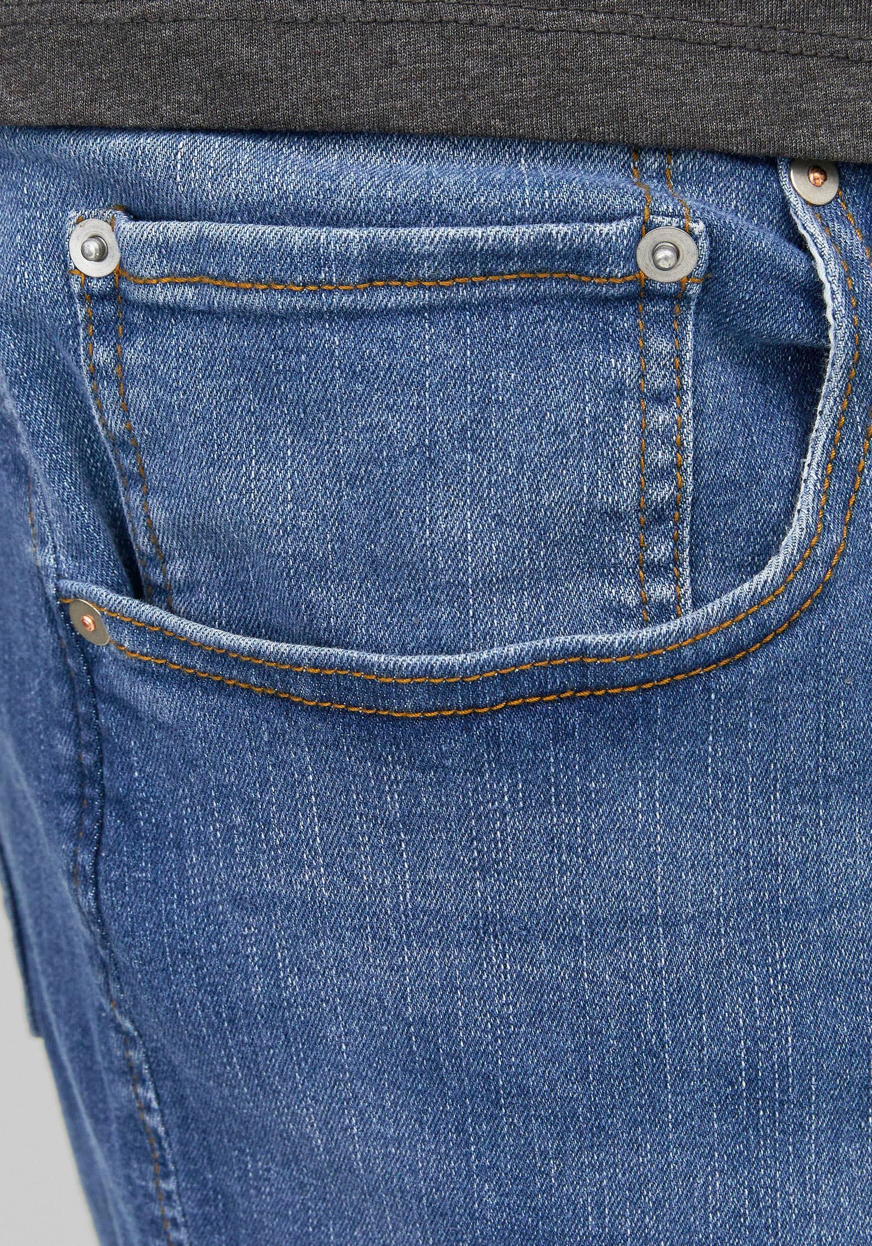 Tapered-fit-Jeans "JJIMIKE mit Abriebeffekten und funktionalen Taschen", Herren, Gr. 42 (4XL), Länge 32, blau (blau denim), Denim/Jeans, Obermaterial: 76% Baumwolle, 22% Polyester, 2% Elasthan, JACK & JONES PLUSSIZE, Abriebeffekte, bequem lang, Jeans Tape