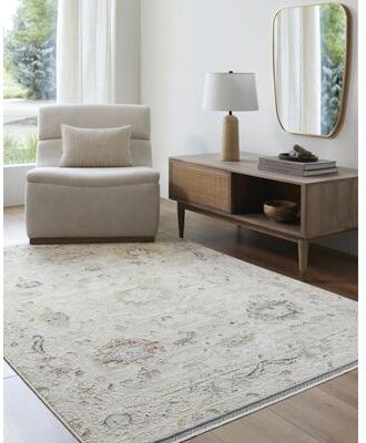 Livabliss Rivaldo Traditional Damask Area Rug