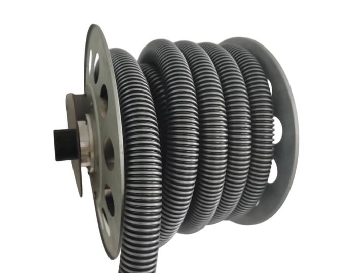 Enrouleur de Tuyau d'Aspirateur avec Tuyau Rétractable de 30 pieds, Tuyau Remplaçable de 1-1/4'' à Fixation Murale pour Aspirateur