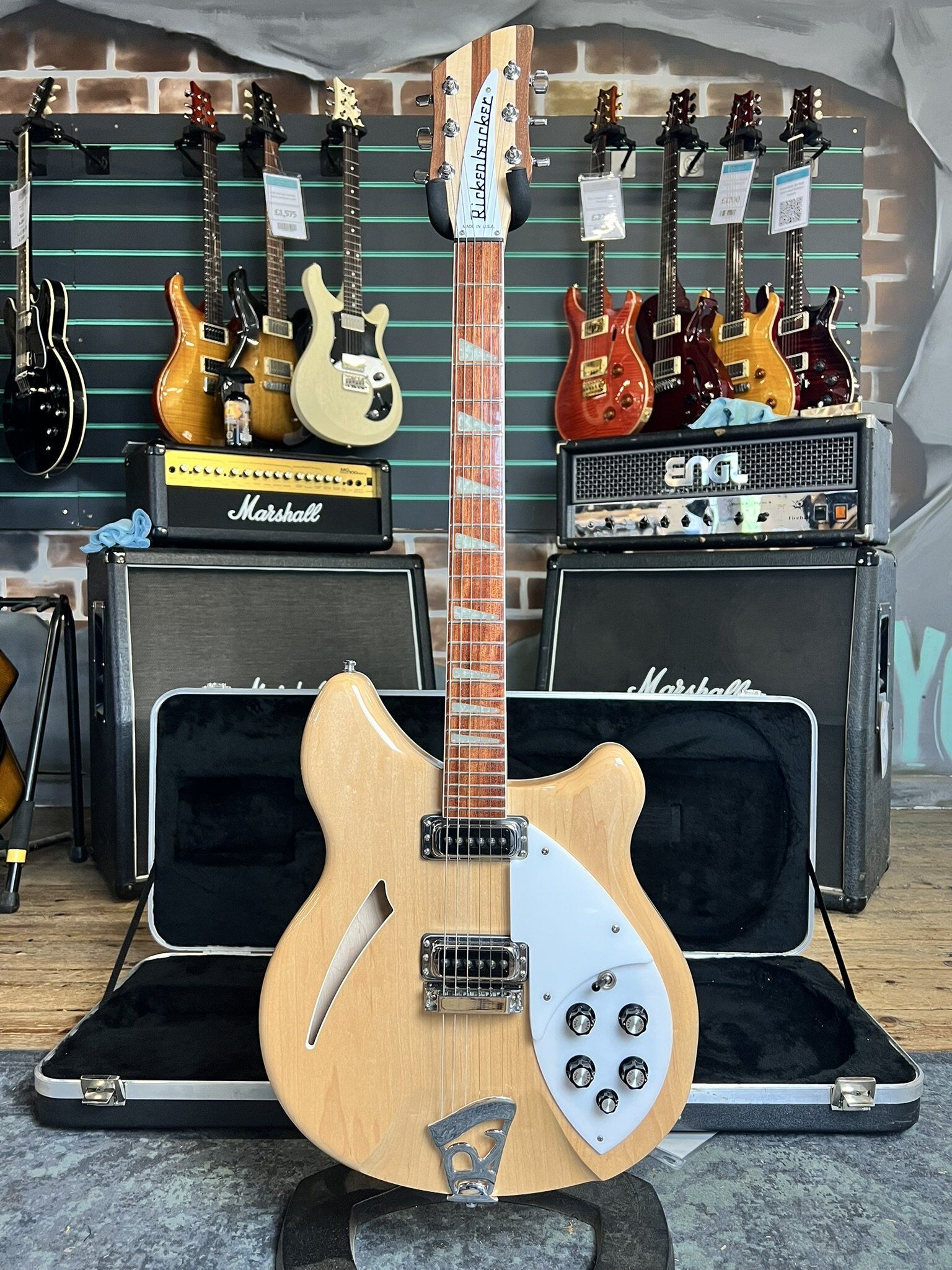 Rickenbacker 360 Mapleglo 2005 Semi-Hollow Electric Guitar   Original - Refurbished