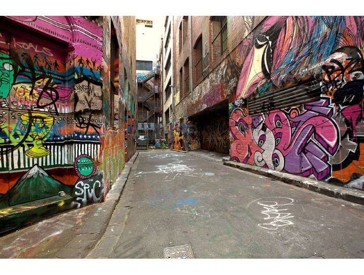 Fototapete PAPERMOON Graffiti-Gasse , bunt, B:4m L:2,6m, Vlies, Tapeten, Fototapete