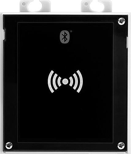 2N IP-Verso Module met Bluetooth en RFID-multilezer van 2N Telecommunications