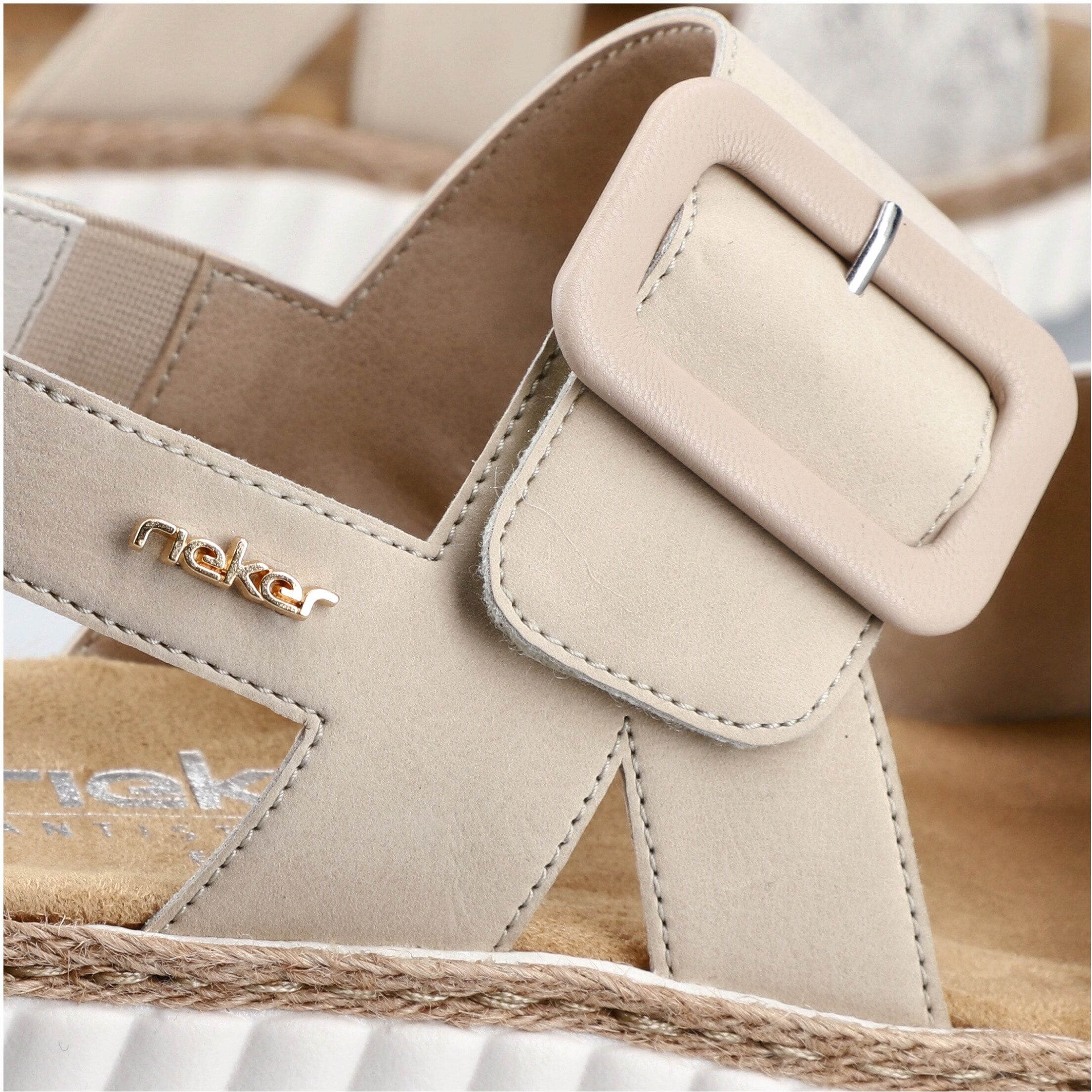 Plateausandale RIEKER, Damen, Gr. 41, Synthetik, beige (hellbeige, sanftes weiß), Lederimitat, Schuhe Plateausandale, Sommerschuh, Sandalette, Keilabsatz, in bequemer Form