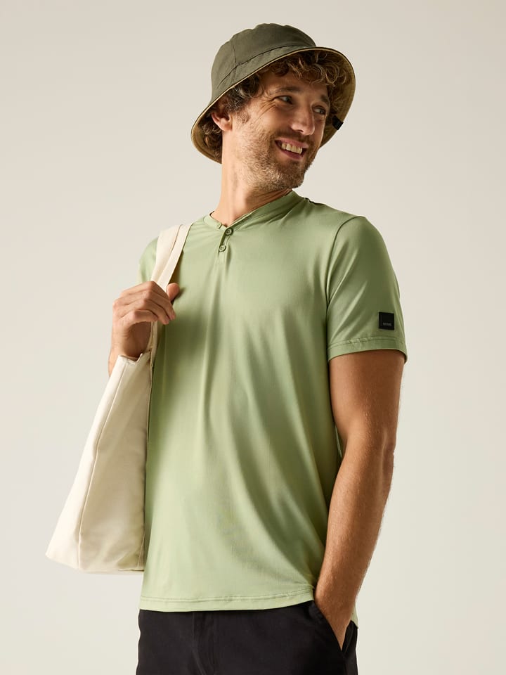 Regatta Funktionsshirt "Dewi" in Grün - XL