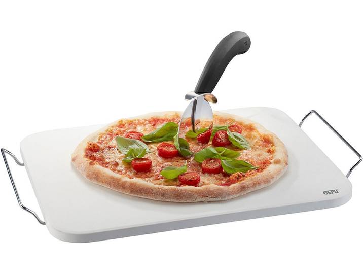 Pizzastein GEFU Set: Pizzastein DARIOSO mit Gestell + Pizzaschneider + Pizza-Schieber , weiß (grau), B:38cm T:30cm, Backbleche, Pizzastein