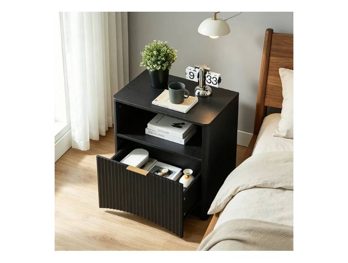 WILLIAMSPACE Nachttisch NOVA NACHttisch – Rillendesign, offene Schublade, Goldgriff, versenkte Platte, Goldbeschläge, luxuriös