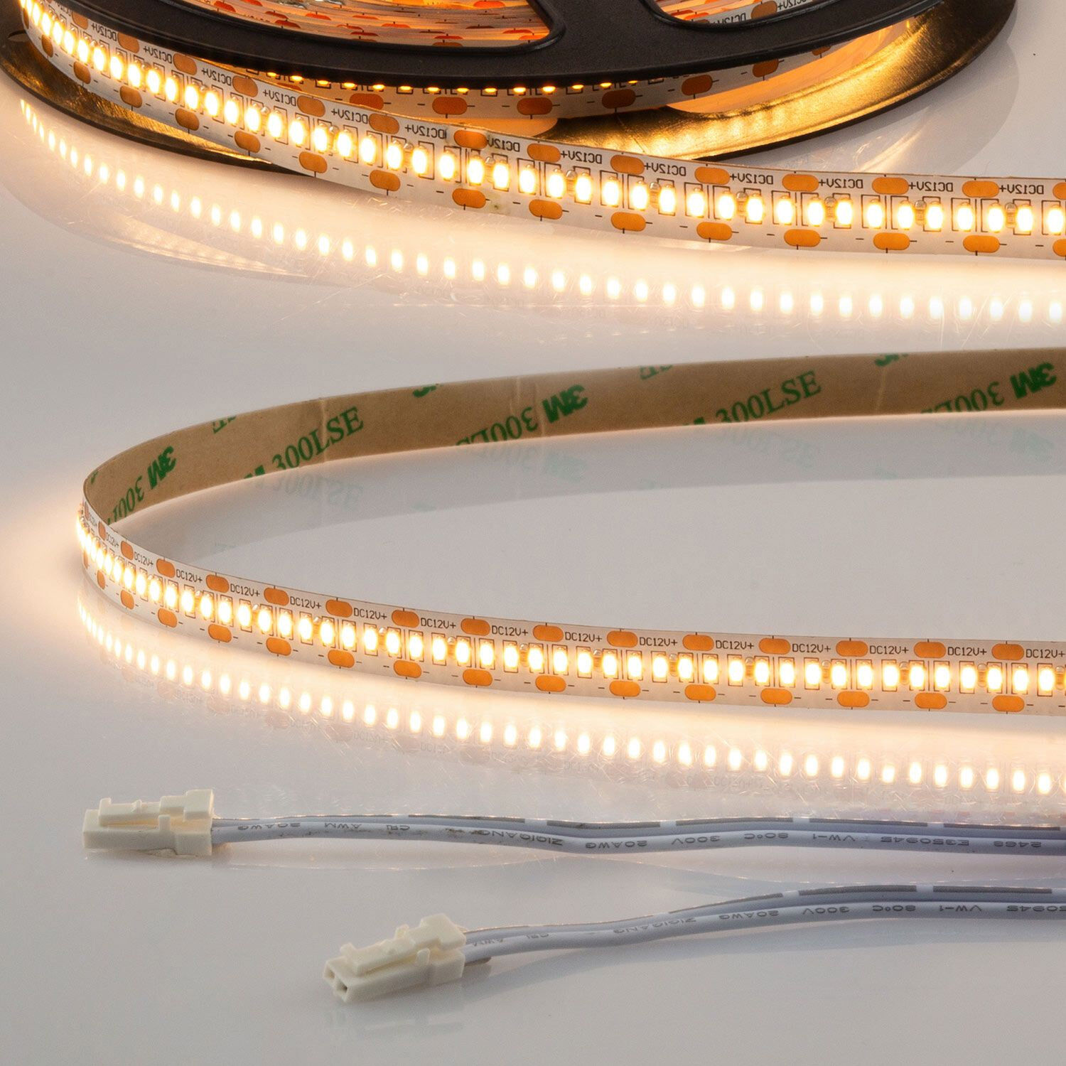 Isoled Led Cri925 Miniamp Flexband, 12v, 6w, 2500k, 250cm, Beidseitig 30cm Kabel Mit Male-Stecker