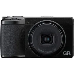 Ricoh GR IV HDF