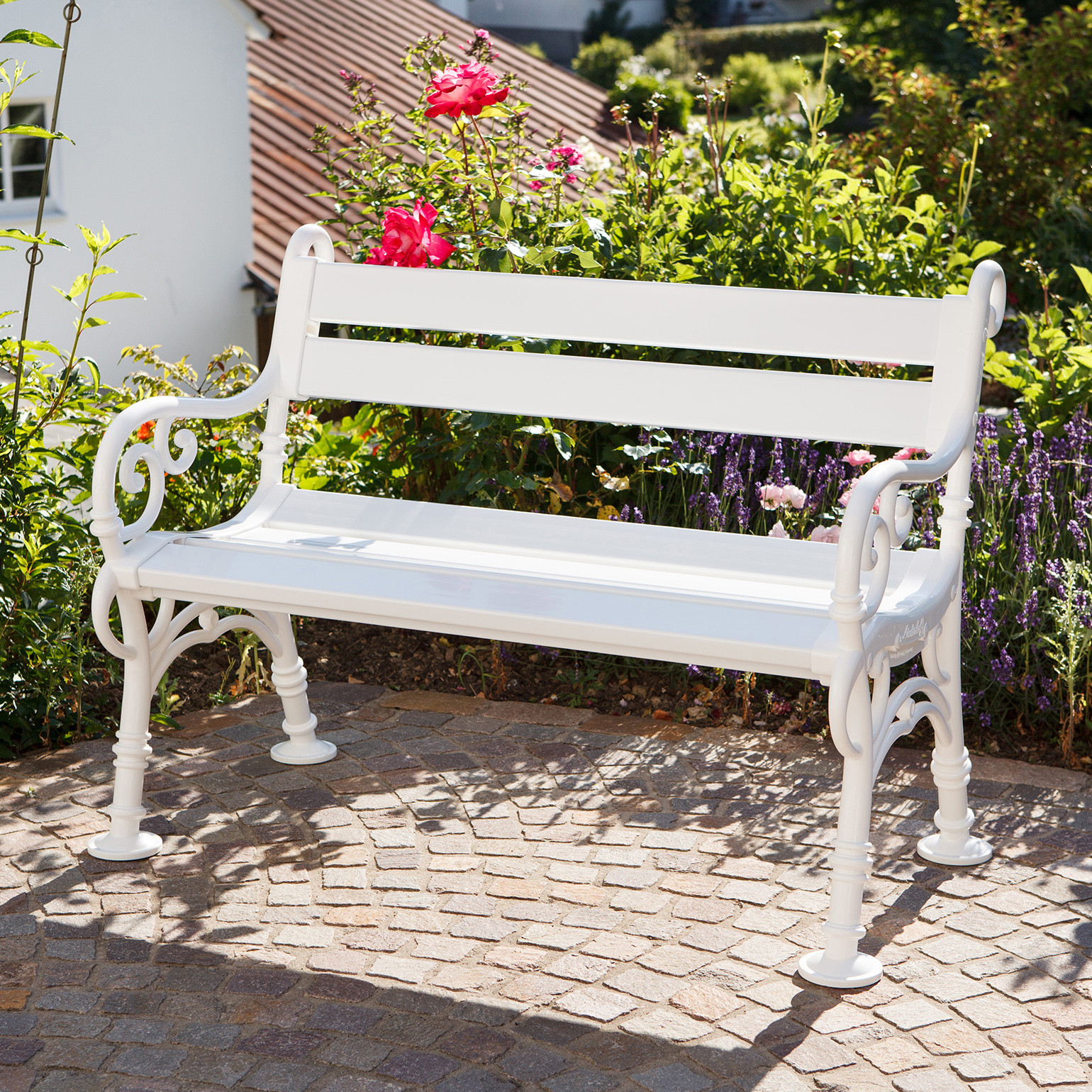 Blome Linderhof 2-zits tuinbank wit met armleuningen