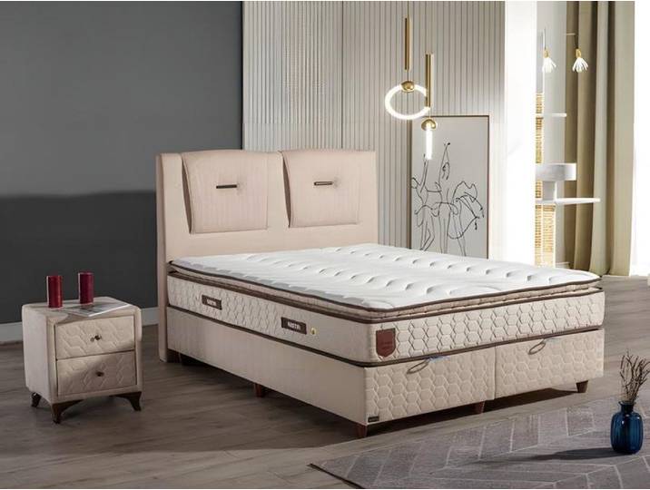 Xlmoebel Polsterbett Stabiles Bett aus robustem Holz mit gepolstertem Kopfteil, Made in Europa