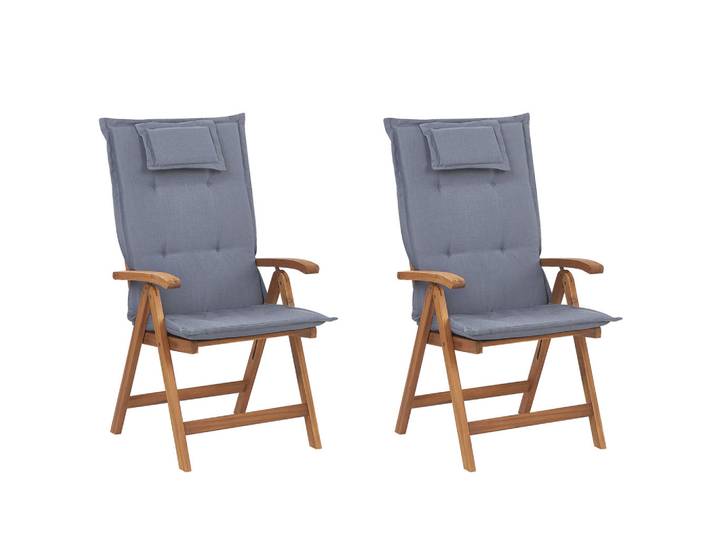 Beliani Gartenstuhl 2er-Set Akazienholz hellbraun Auflagen brau Java, Hellbraun, Blau, Holz, 54x105x69 cm, Gartenmöbel, Gartensessel, Gartenklappstühle