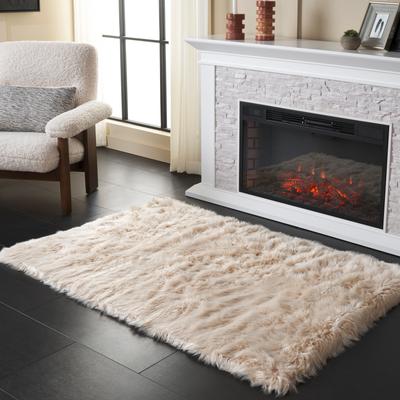 SAFAVIEH Faux Sheep Skin Alexandria 2.4-inch Thick Rug