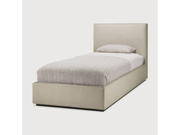 Ethnicraft Revive Bett inkl. Matratze