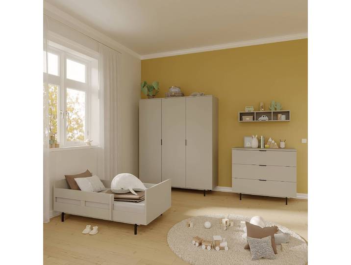Lit bébé évolutif Tomino avec barrière 70 x 140cm Gris