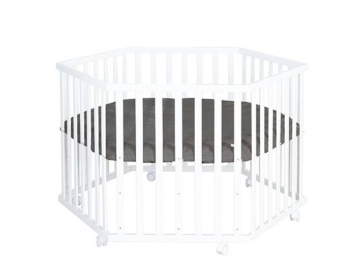 roba Laufgitter 6-eckig aus Holz weiß - Laufstall für Babys mobil mit Rollen & Schutzeinlage Graphite gesteppt aus veganem Leder - Schutzgitter höhenverstellbar