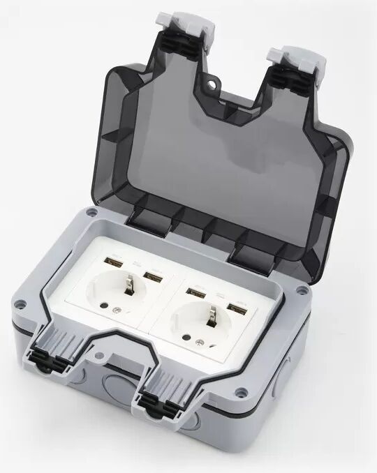 INF Prise étanche avec interrupteur d'alimentation 4 ports USB