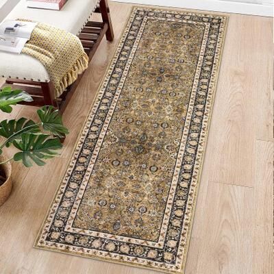Garvee Distressed Oriental Machine Washable Rug