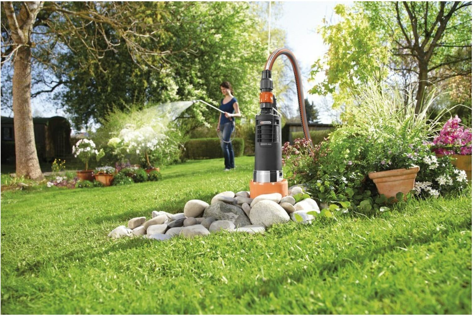 Gardena Tiefbrunnenpumpe 6000/5 01499-61)