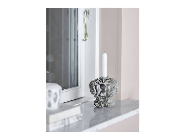 Kerzenhalter Tavon – Graues Polyresin - Grau - Luxusbetten24
