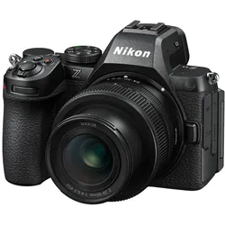 Nikon Z 5II + NIKKOR Z 24-50mm f/4-6.3 KitZugabeaktion Professional Tasche