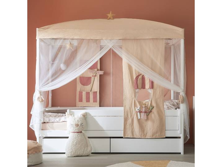 Himmelbett Fairy Theatre