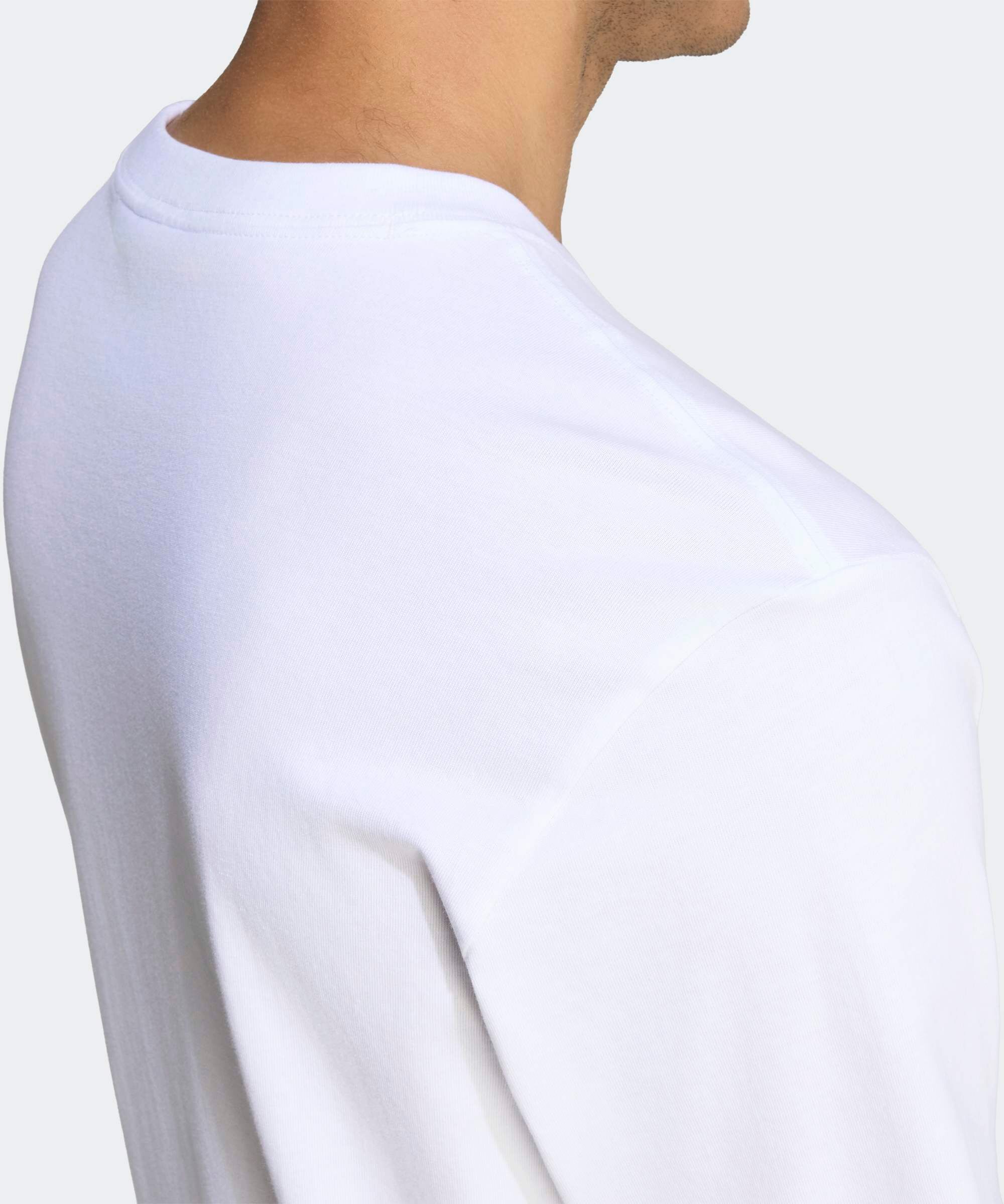 T-Shirt ADIDAS ORIGINALS "ST GFX", Herren, Gr. L, weiss (weiß), Obermaterial: 100% Baumwolle, Shirts T-Shirt, regulärer Schnitt, sportlich, mit Skate-Ästhetik, ohne Verschluss weiß L