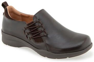 Women's Terrarose Closed Casual Sandal by Jambu in Brown (Size 6 M)