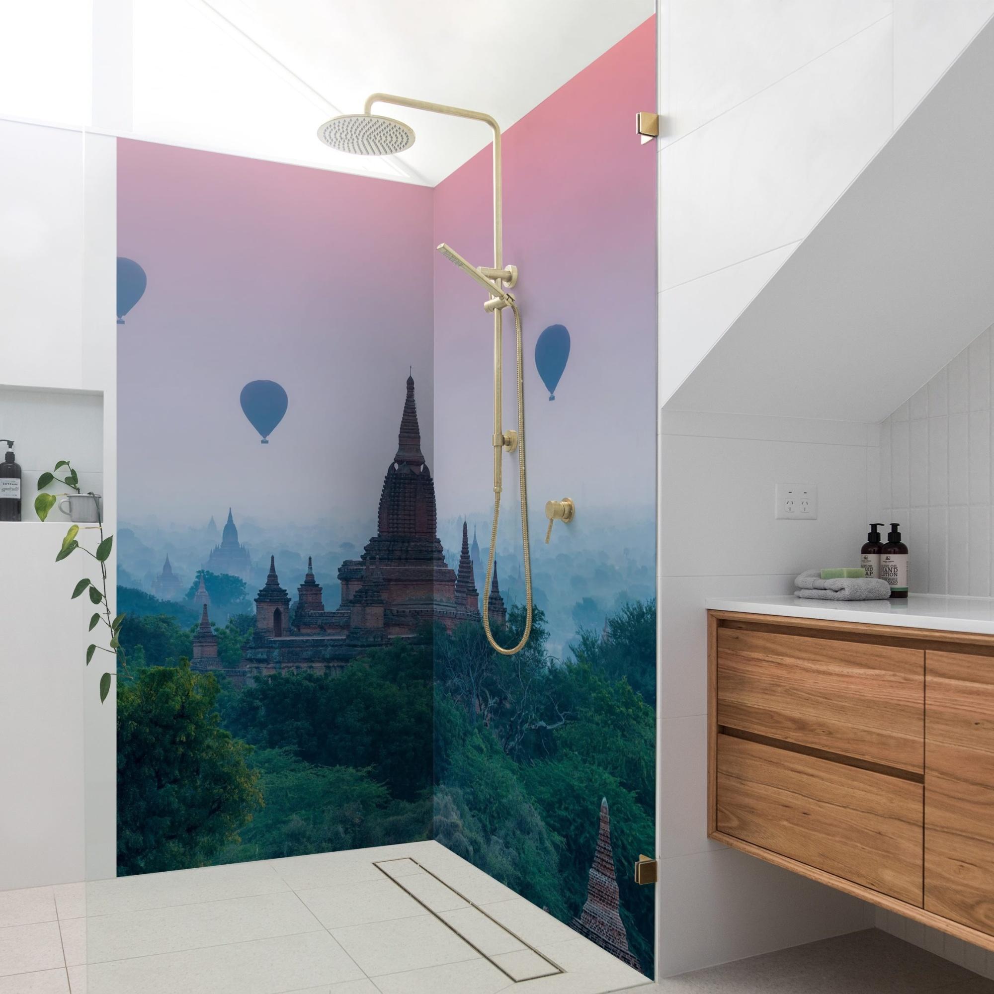 Duschrückwand Stadt selbstklebend - 0.61 mm Wandpaneel wasserfest Architektur grün Motiv Badrückwand fugenlos Premium matt 110x200 cm