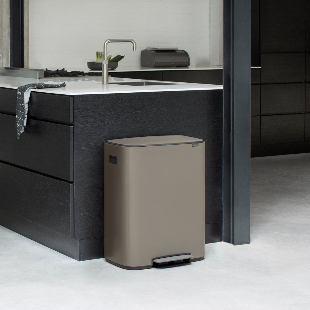 Brabantia Bo 30 Litre + 30 Litre Pedal Bin with Two Inner Buckets Platinum 60L