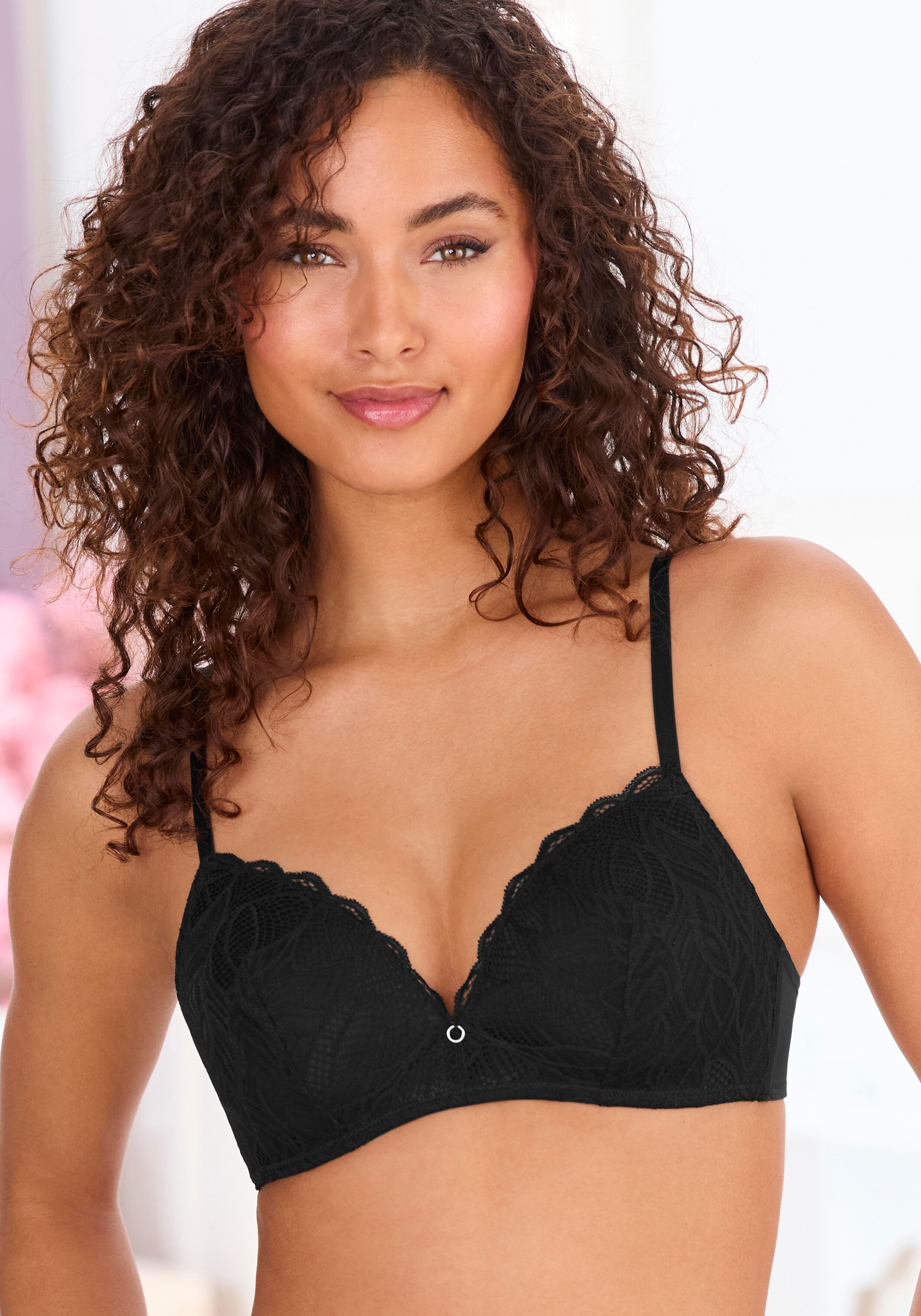 LASCANA "Alicia" ohne Bügel mit feiner Spitze mit Blättermotiv, Dessous