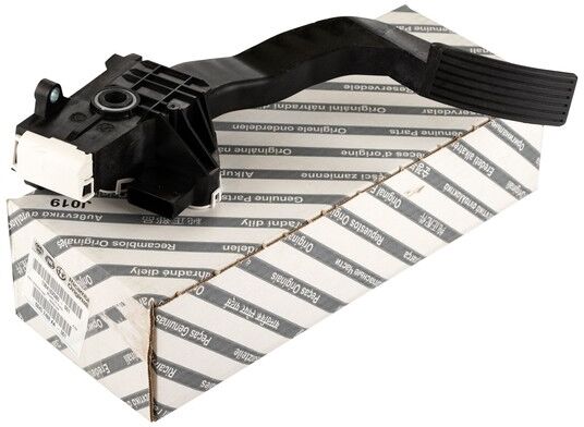 MOPAR 1384162080 Gaspedal
