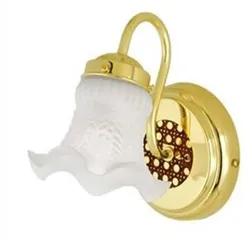 Westinghouse Wandleuchte Rattan Messing poliert / Opalglas