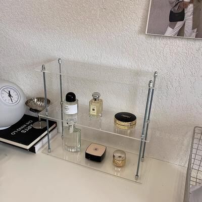 Shop Station Adjustable Acrylic Perfume Organizer Clear Tiered Perfume Display Stand For Vanity & Cosmetics 3 Tier