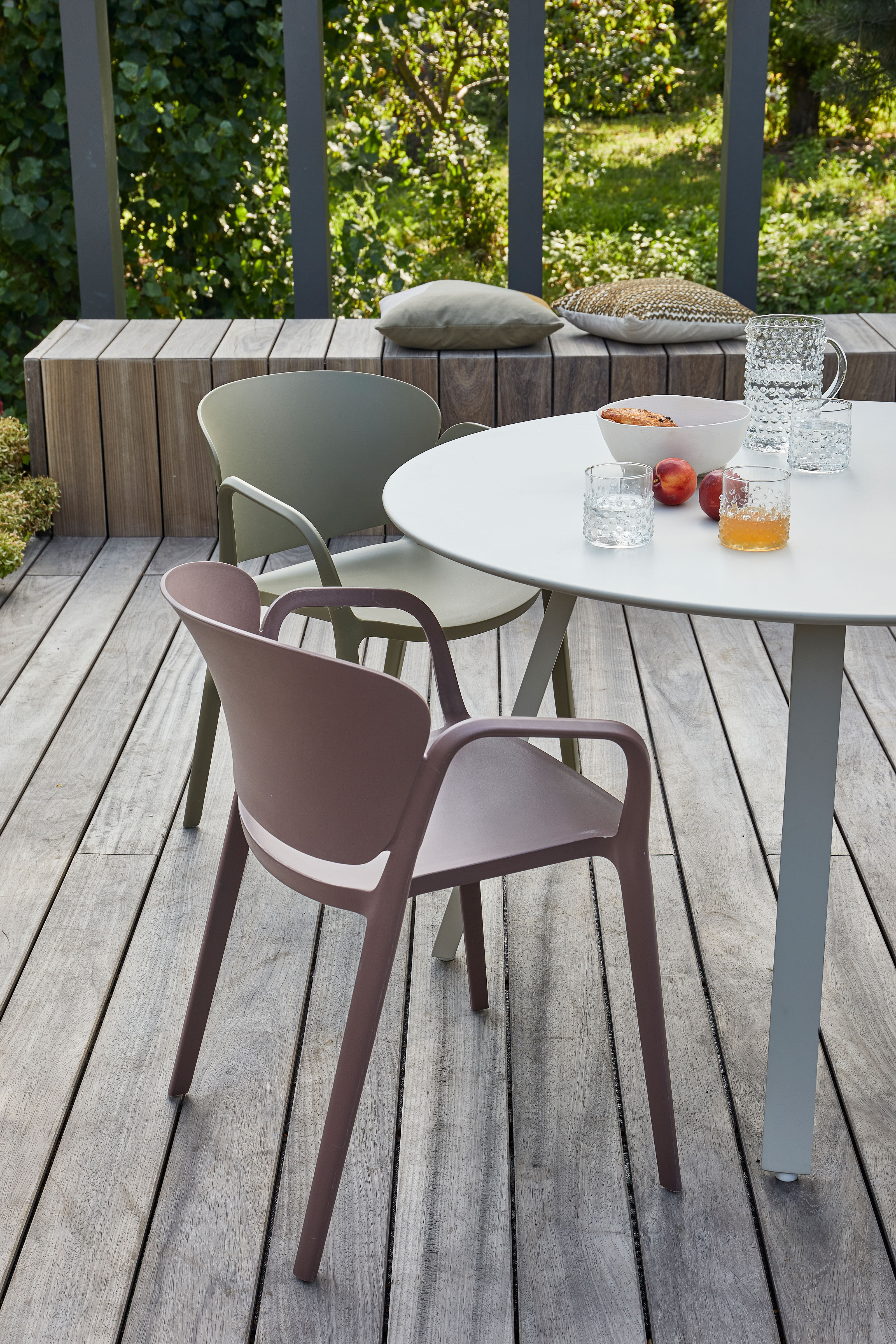 Gartentisch WOOOD "Auke Aluminium korrosionsbeständig, H 75 x B 120 x T 120 cm", beige (grau, nebel, grau), B:120cm H:75cm T:120cm, Tische, Gartentisch, Tragkraft 150 kg, pfleigleicht, einfach zu montierbar grau, nebel, grau B/H/T: 120cm x 75cm x 120cm, A