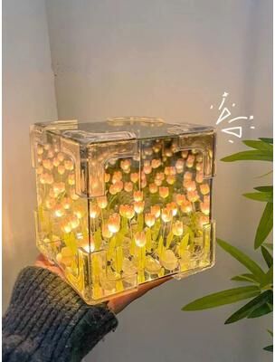 Uplift Essentials Handmade Infinity Tulip Mirror Cube Table Lamp pink