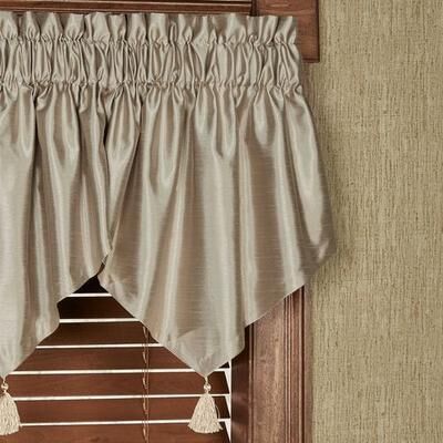 Touch of Class Chamberly Ascot Valance 32 x 22, 32 x 22, Fawn