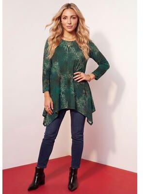 Plus Size Women's Plus Size Ultimate Handkerchief Hem Tunic by Roaman's in Emerald Mixed Bubbles (Size 6X) Long Shirt