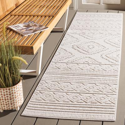 SAFAVIEH Global Rand Indoor/Outdoor Washable Backyard Patio Rug