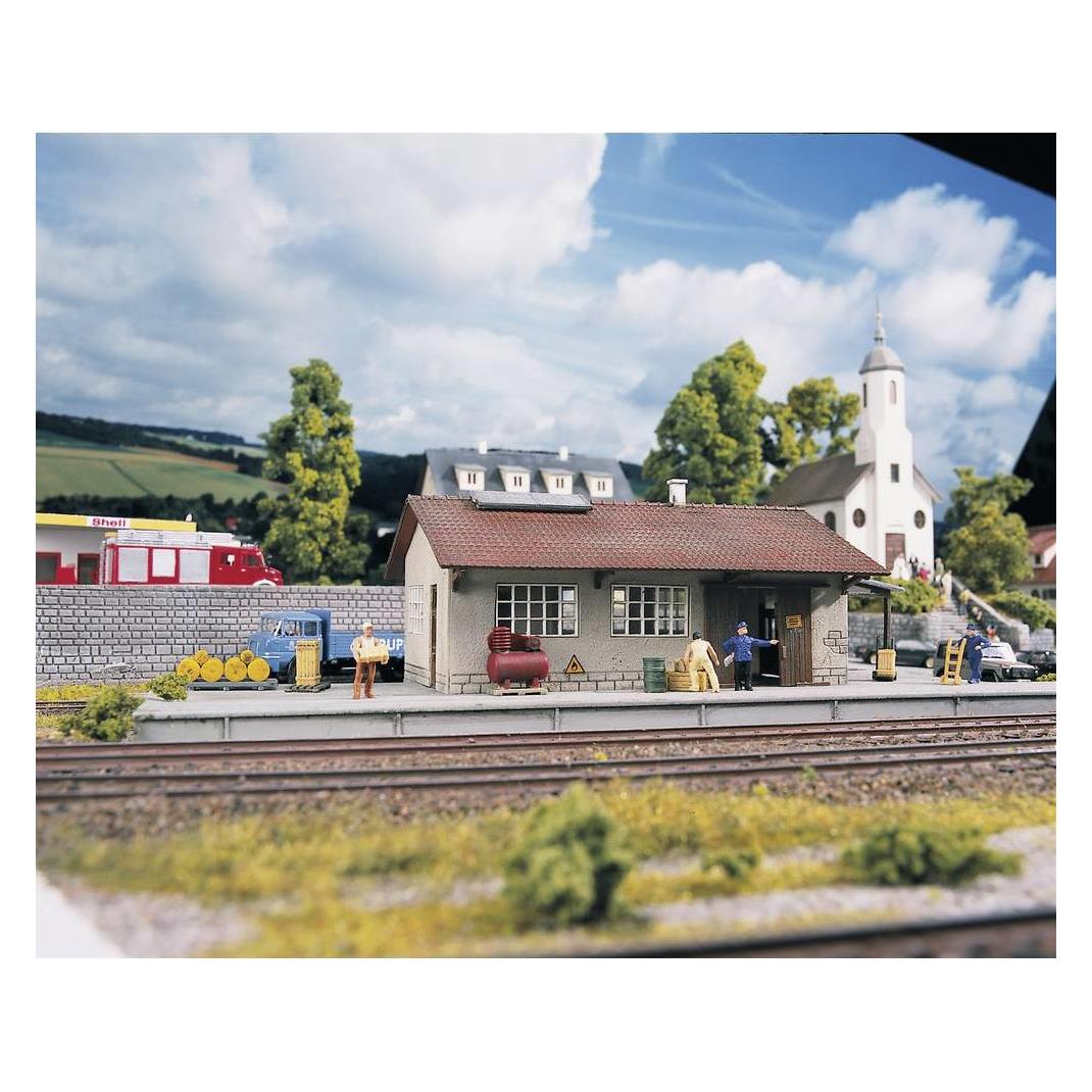 Piko H0 61824 H0 Güterschuppen Burg (61824)