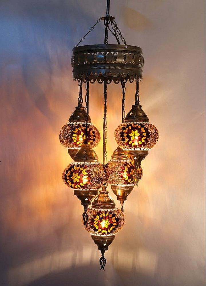Halay Turkse hanglamp met vijf bruine mozaïekglas bollen