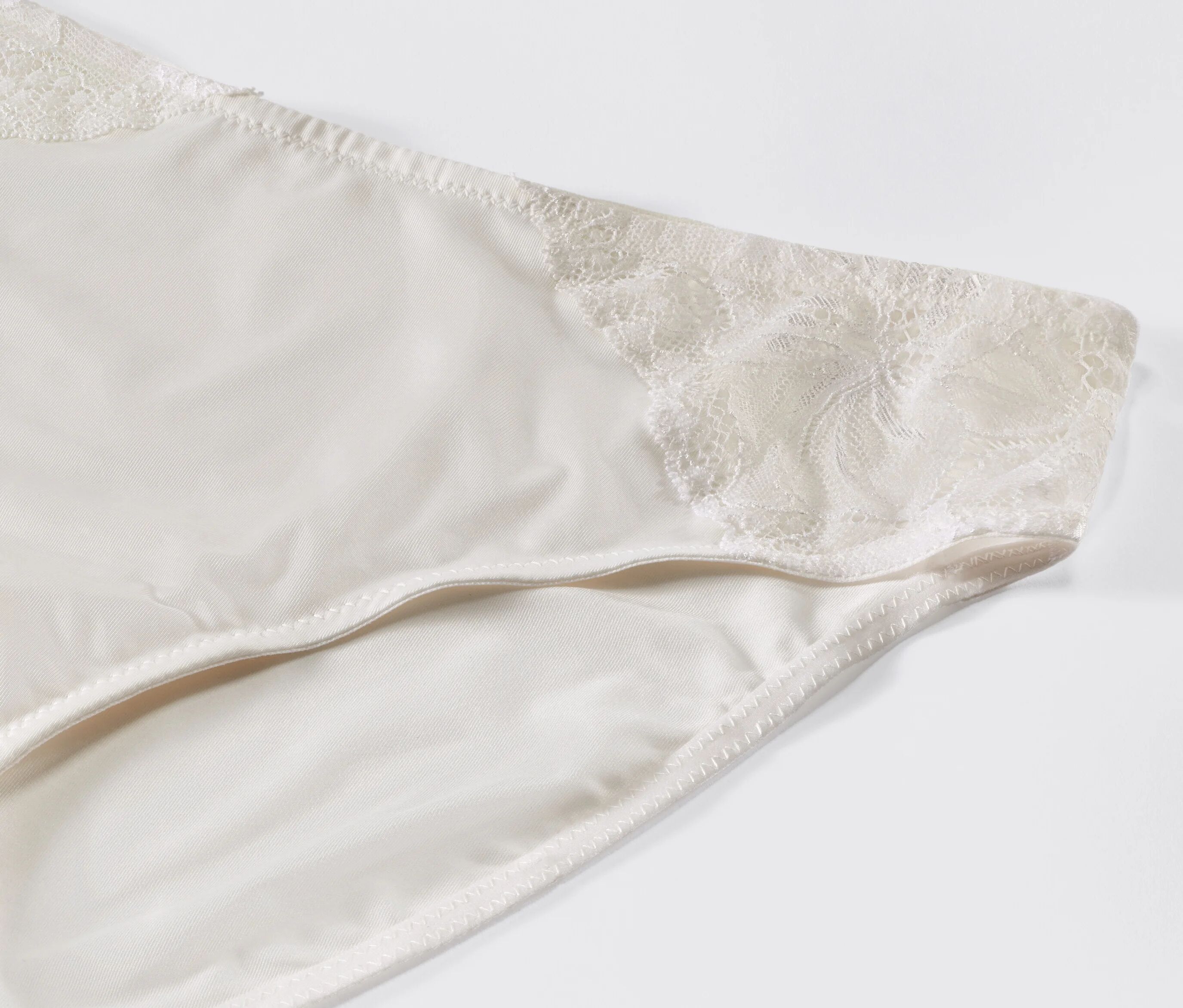 Tchibo - 2 Slips - Damen - Gr. S - creme