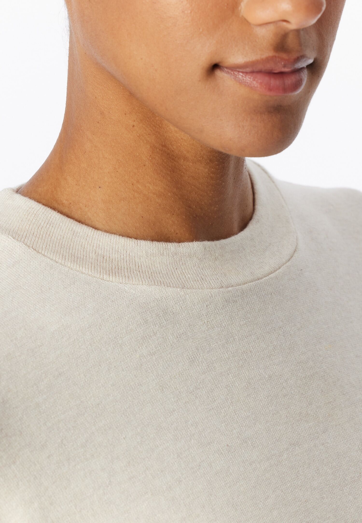 Pyjamaoberteil SCHIESSER "Mix + Relax", Damen, Gr. 40, beige (406, beige, meliert), Single Jersey, Obermaterial: 65% Viskose, 30% Baumwolle, 5% Elasthan, bequem hüftlang, Rundhals, Shirts Pyjamaoberteil, Rundhalsausschnitt, langärmelig, Singel-Jersey Qual