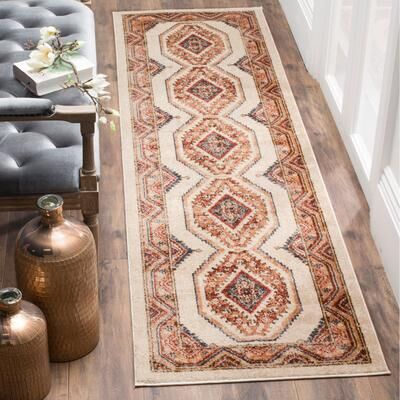 SAFAVIEH Bijar Araminta Traditional Distressed Oriental Rug