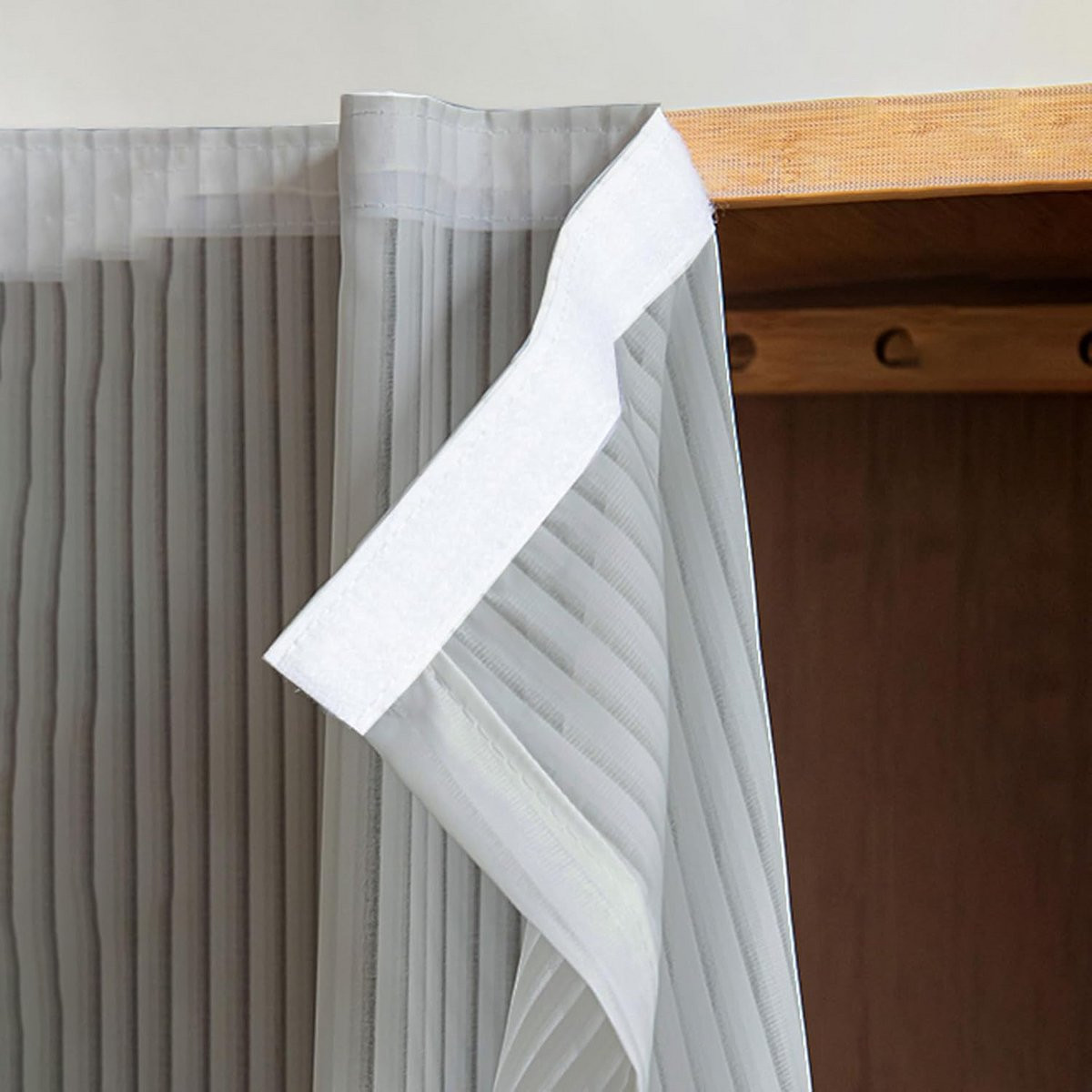 Grijs Kastgordijn Privacy Doek voor het Beschermen van Meubels met Zelfklevende Installatie