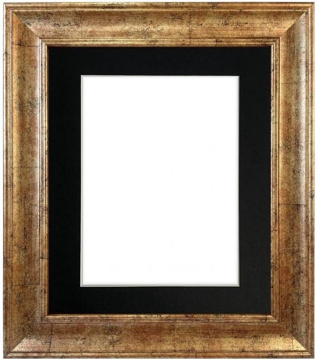 Scandinavische Fotolijst Antiek Goud voor A4 of 10x15 Foto met Zwarte Passe-Partout